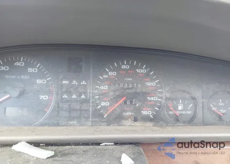 1990 Audi 100 z USA, uszkodzony, nr VIN WAUBC5445LN067143